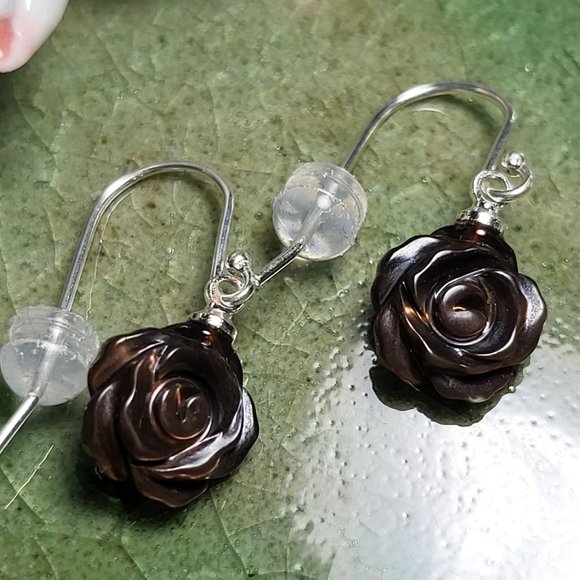 Gorgeous Timeless Natural Chocolate Brown Rose Carved Shell Earings - Picture 7 of 15